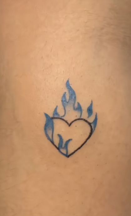 Fire Tattoos Ideas, Red And Blue Heart Tattoo, Flame Heart Tattoo Small, Hearts On Fire Tattoo, Heart Line Art Tattoo, Heart In Fire Tattoo, Blue Heart Tattoo Ideas, Grunge Tattoo Ideas Small, Lightning Heart Tattoo