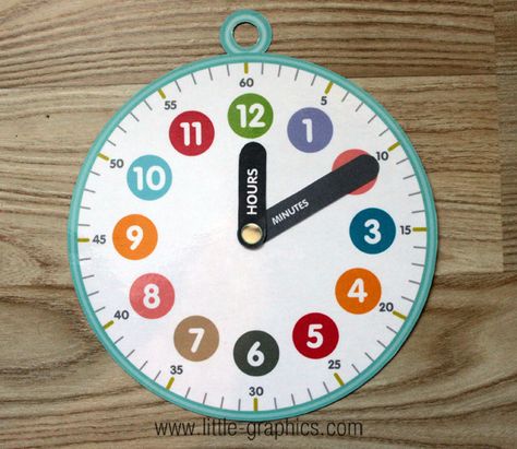 FREE printable clock with hour and minute hand labeled diy kids paper clock Diy Wall Clock Ideas For Kids, Paper Clock Diy, Clock Printable For Kids, Clock Hands Printable, Diy Clock For Kids, Clock Diy Ideas, Clock Printable, Teaching Clock, Paper Clock