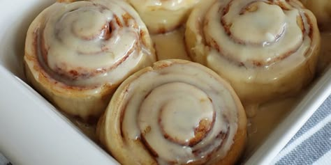 Two Ingredient Cinnamon Rolls, 2ingredient Dough, Two Ingredient Dough, Bread Bowl Soup, Cabbage Side Dish, Cooking Pork Chops, Egg Bites Recipe, Berry Cobbler, Two Ingredient