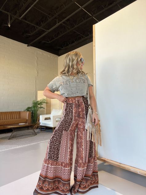 Born To Be Wild And Free Tee Mocha - LARGE Dresses Design Ideas, Boho Wide Leg Pants, Estilo Hippy, Dresses Design, Born To Be Wild, Earthy Outfits, Boho Style Outfits, Boho Pants, Hippie Outfits