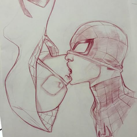 Spider Man And Gwen Drawing, Spiderman Kiss Drawing Reference, Spidergwen Drawing Sketches, Spider Man Kiss Drawing, Dc Comics Drawings, Spider Man Sketch Pencil, Spidergwen Sketch, Spidergwen Drawing, Spider Man Dibujo