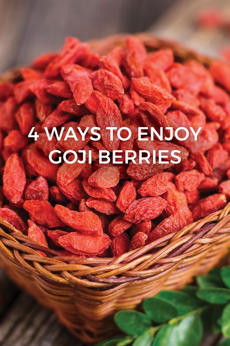 a basket of red goji berries with text reading 4 Ways to Enjoy Goji Berries Gogi Berry Benefits, Gogi Berry Recipes, Recipes With Goji Berries, Gogi Berries Recipes, Goumi Berry Recipes, Dried Goji Berry Recipes, Goji Recipes, Goji Berries Recipes, Berry Recipes Healthy