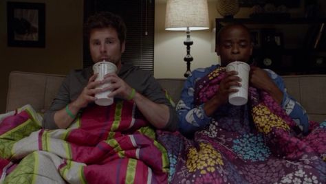 Psych. Loved this part! It showed the amazing friendship between Shawn and Gus Psych Memes, Burton Guster, Shawn And Gus, Psych Tv, Shawn Spencer, Brat Pack, Best Speeches, Tears For Fears, I Know You Know