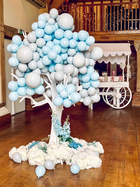 Balloon Tree, Deco Ballon, Bubblegum Balloons, Personalized Balloons, Halloween Tattoo, Birthday Balloon Decorations, Balloon Diy, Balloon Decorations Party, Baby Shower Balloons