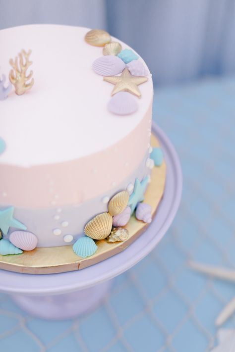 Under The Water Cake, Mermaid Cake Aesthetic, Oneder The Sea 1st Birthday Cake, Seashell Birthday, Under The Sea Birthday Cake, Swimming Cake, Combined Birthday Parties, Sea Cake, Birthday Plans