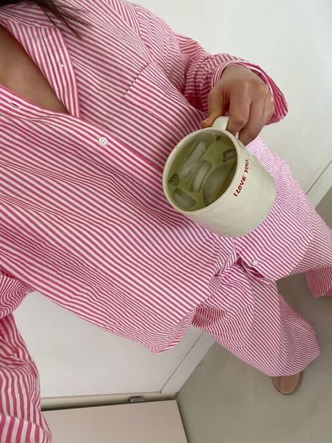 Insta Goals, Pajamas Aesthetic, Pijamas Women, Cosy Outfit, Cute Pjs, Chill Fits, Cute Pajamas, Everything Pink, Comfy Cozy