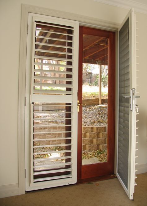 Door shutters Blinds For Patio Doors, Door Trellis, Door Shutters, Modern Brick House, Small Room Interior, Balcony Door, Home Window Grill Design, Rooftop Patio Design, Sliding Screen Doors