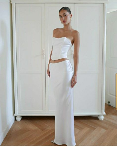 Top With Long Skirt, Streetwear 2023, Long Skirt Set, Corset And Skirt, Bandage Crop Top, Corset Outfit, Strapless Evening Dress, Y2k Skirt, Satin Set