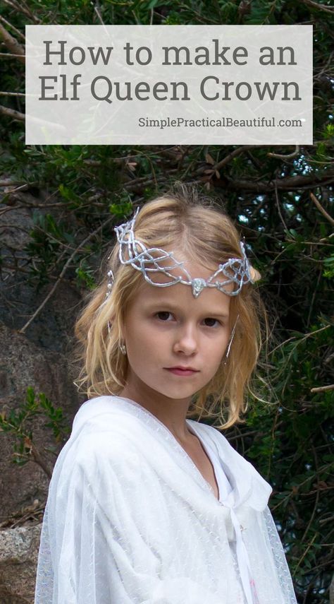 How to make a Galadriel crown with a glue gun that looks like silver | Halloween costume or cosplay | Elf costume crown | Lord of the Rings Galadriel Crown, Silver Halloween Costume, Galadriel Costume, Diy Elf Costume, Arwen Costume, Cosplay Elf, Hobbit Costume, Elf Queen, Elf Crown