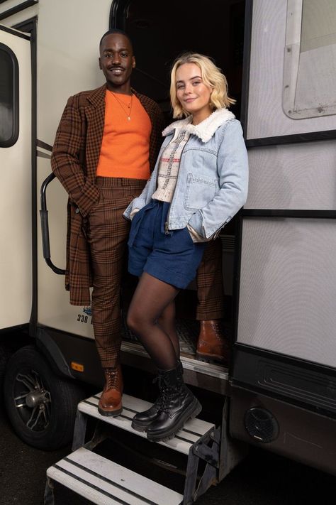 Ncuti Gatwa and Millie Gibson on the set of Doctor Who 15th Doctor, Millie Gibson, Bad Wolf Doctor Who, Dr Who Companions, Ncuti Gatwa, Doctor Who Companion, Checkered Suit, Catherine Tate, Doctor Outfit