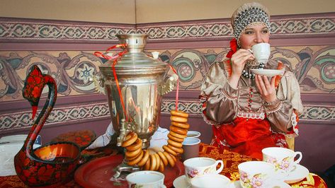 Russian Tea Time, Instagram Props, Russian Tea, Christmas Week, Russian Style, Tea Culture, Drink Tea, Russian Folk, Family Heirloom