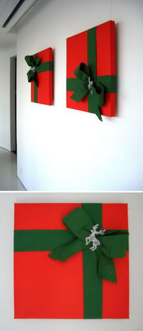 40+ Easy And Inexpensive DIY Christmas Hacks For A More Liveable Holiday 2017 Wall Decoration For Christmas, Big Wall Christmas Decor Diy, Diy Xmas Decorations Living Room, Christmas Wall Diy Decor, Christmas Decorations For Walls, Diy Christmas Decorations With Lights, Diy Christmas Wall Decorations Easy, Easy Christmas Wall Decor, Wrapping Wall Art For Christmas