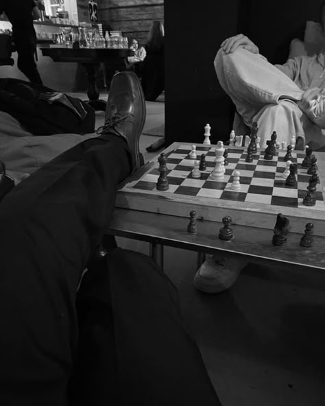 Eli King, Jonathan King, Jean Valjean, Playing Chess, Gentleman Aesthetic, Magnolia Park, Chace Crawford, Twisted Series, Addicted Series