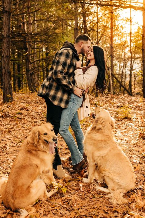 Fall Family Photo With Dog, Fall Family Photos With Dogs, Photoshoot Ideas With Dogs, Engagement Pictures With Dog, Couple Photoshoot With Dog, Family Photos With Dogs, Photoshoot With Dog, Dog Family Pictures, Family Dog Photos