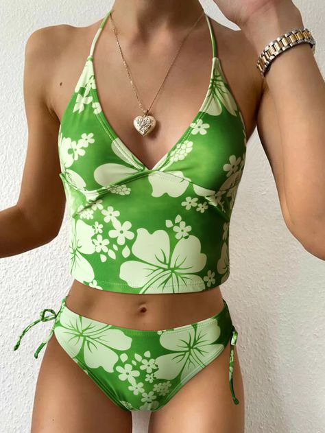 Floral Print Halter Tie Side Bikini Swimsuit | SHEIN USA Swimsuit Hawaii, Cute Swimming Suits, Colorful Swimsuit, Aesthetic Swimsuit, Swimwear Ideas, Swimsuit Ideas, Summer Knit Tops, Swimsuit Shein, Floral Swimwear