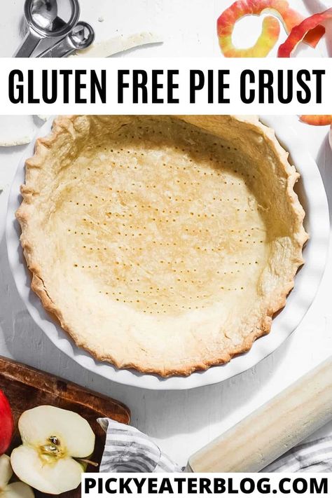 A pie just isn't the same without a buttery, flaky crust. This gluten free pie crust recipe bakes up golden every time and it's easy to make too. Follow this step-by-step recipe for a no-fail crust you can use for all your favorite pie recipes. Gluten Free Vegan Pie Crust, Chocolate Covered Banana Bites, Pie Crust Recipe Easy, Vegan Pie Crust, Homemade Pie Crust, Easy Pie Crust, Gluten Free Pie Crust, Gluten Free Pie, Homemade Pie Crusts