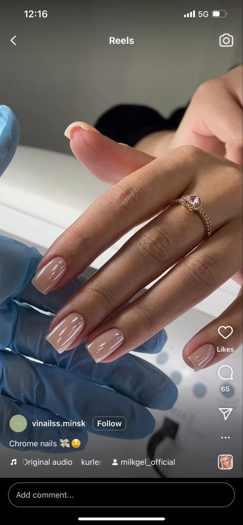 Nail Art Ideas For Short Nails Classy, Short Acrylic Nails Designs Simple Classy, Short Pearl Nails Square, Square Acrylic Wedding Nails, Dip Nail Ideas With Chrome, Engagement Nails Acrylic Square, Nail Inspo Square Chrome, Chrome On Square Nails, Short Square Ombré Nails