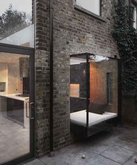 Mapledene Road by Platform 5 Architects Modern Bay Window, Cozy Window Seat, Box Window, Glass Extension, London Architecture, London Property, Brick Architecture, Glass Walls, Architecture Inspiration