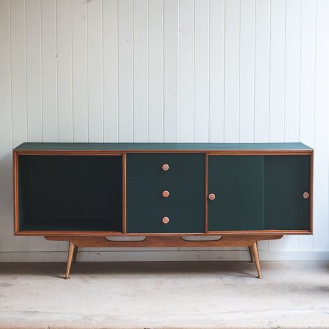 Art Deco Mid Century Modern Furniture, Art Deco Sideboard Upcycle, Dark Green Sideboard, Dark Green Furniture, Annie Sloan Amsterdam Green, Sideboard Restoration, Retro Furniture Makeover, Attic Furniture, Green Sideboard