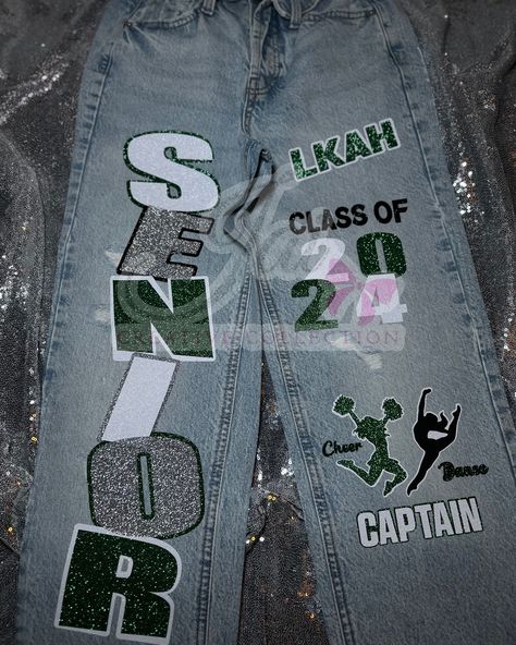 CUSTOM #seniorjeans2024 ! 🎓 Jeans customized by @jaicreativecollection 🎀 —————————— DM or TEXT (313)318-0114 to place an order📲 ✨ —————————— Available in all colors & sizes! ALL customizations available 🔥 —————————— #senior2024 #2024 #seniorszn #classof2027 #jaicreativecollection🎀 #seniorsets #customseniorjeans #seniorjeans #detroitsmallbusiness #cheercaptain #dancecaptain #customizedjeans Diy Senior Jeans, Senior Jeans Ideas, Senior Festivities, Senior Jeans Ideas High Schools, Hoco Jeans, Senior Painted Jeans, Senior Pants, Senior Year Diy, Senior Year Things