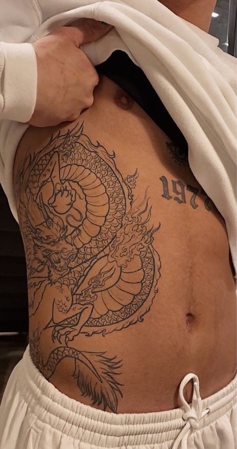 Tattoos Torso, Fantastic Tattoo, Hals Tattoo Mann, Tato Naga, Dragon Tattoos For Men, Pola Tato, Simple Tattoos For Guys, Torso Tattoos, Sharpie Tattoos