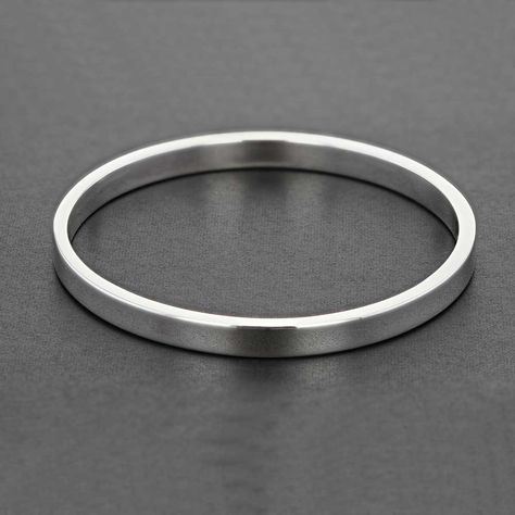 6mm Wide Silver Bangle For Men, Chandi Kada For Men, Leo Das, Mens Locket, Mens Silver Bangle, Silver Kada, Silver Bracelet Designs, Couple Ring Design, Yellow Gold Mens Rings