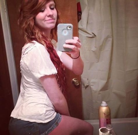 81 Pics That'll Freak You Out When You See It | Bored Panda People Taking Photos, Night Shyamalan, Mysterious Events, Selfie Fail, Funny Selfies, Taking A Selfie, Humor Hilarious, When You See It, Hilarious Funny