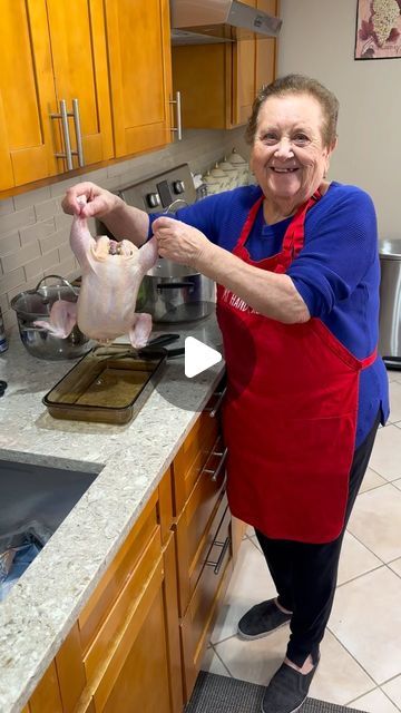 Nonna Pia Recipes, Nonna Pia, Greek Recipes Dessert, Homemade Noodles, Turkey Dishes, Chicken Noodle Soup Homemade, Delicious Chicken, Chicken Noodle Soup, Chicken Noodle