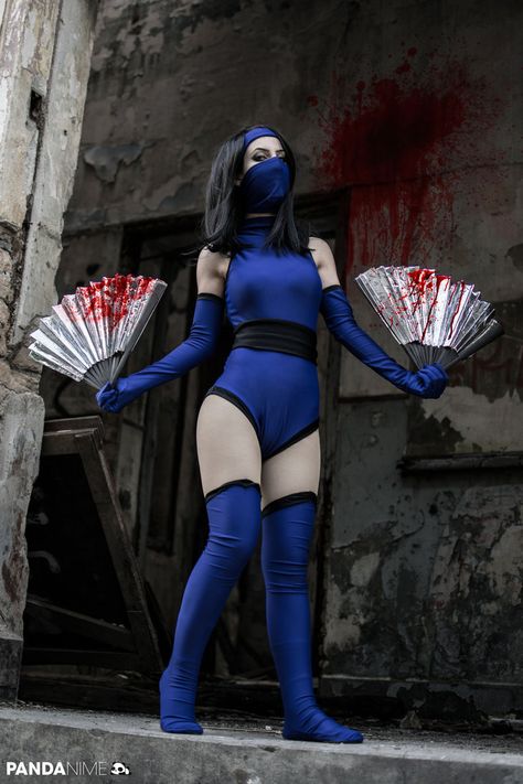 Top 30 Best Kitana Cosplays of All Time | GAMERS DECIDE Mortal Kombat Kitana Costume, Kitana Mortal Kombat Cosplay, Kitana Outfit, Kitana Mortal Kombat Costume, Kitana Costume, Mortal Kombat Halloween Costume, Mortal Kombat Costumes, Poison Ivy Halloween Costume, Kitana Cosplay