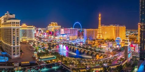 Road Trip From Denver To Las Vegas - LazyTrips Las Vegas View, Hotels In Las Vegas, Las Vegas Hilton, Las Vegas Hotel, Las Vegas Resorts, Las Vegas Vacation, Cheap Vacation, Vegas Vacation, Casino Hotel