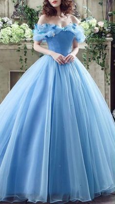 Butterfly Prom Dress, Debut Gowns, Xv Dresses, Quincenera Dresses, Debutante Dresses, Glamorous Gowns, Princess Evening Dress, Engagement Gowns, Slow Dancing