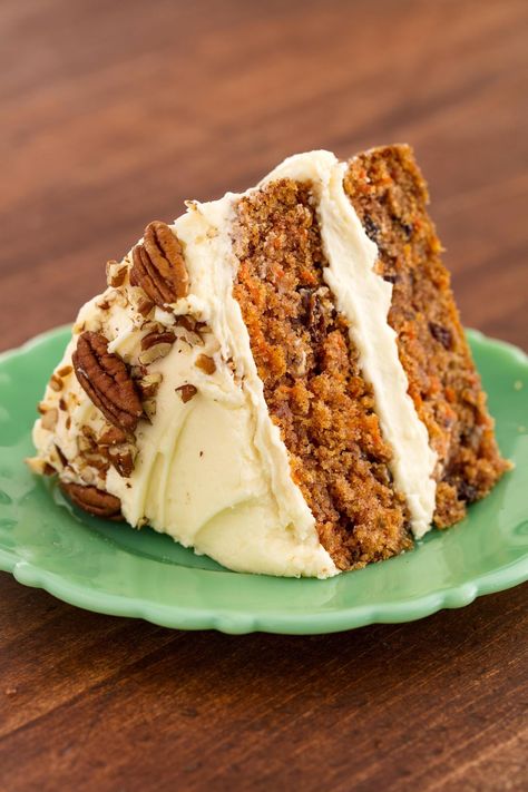 Carrot Cake Vertical Classic Carrot Cake Recipe, Fall Cake Recipes, Bolo Red Velvet, Best Carrot Cake, Torte Cupcake, Fall Cakes, Carrot Cake Recipe, Cream Cheese Recipes, Easter Dessert