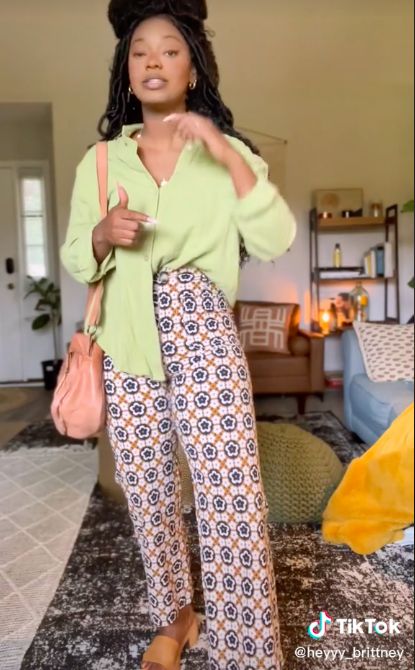 Boho Business Professional, Casual Work Outfits Gen Z, Cute Business Casual Outfits Colorful, Business Casual 2023 Summer, Fun Office Outfits Business Casual, Colorful Buissnes Outfit, Mid Size Fashion Colorful, Bright Business Casual, Patterned Pants Outfit Work