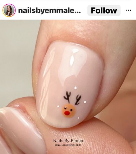 Christmas Nail Design, Ideas For Short Nails, Nail Art Noel, December Nails, Festive Nail Art, Cute Reindeer, Christmas Gel Nails, Simple Gel Nails, Glow Nails