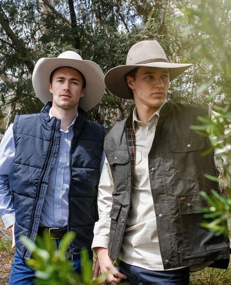 Everything Australian on Instagram: “L: Angus wears the Akubra Rough Rider, R.M Williams Patterson Creek Vest, Collins Shirt and Ramco Jeans R: Billy wears the Akubra Riverina,…” Akubra Hats, Relaxed Fashion, Australian Icons, Drawing Model, Rm Williams, Rough Riders, Model Drawing, Cool Hats, Cat T