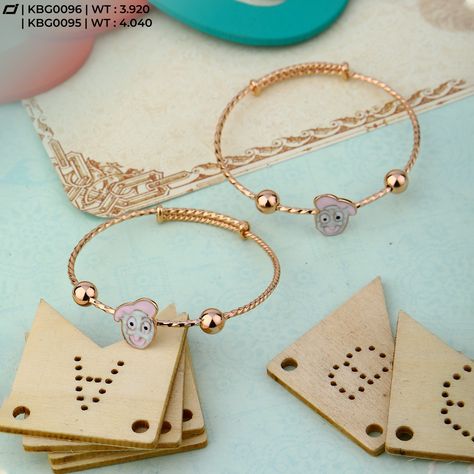 Baby Jewelry Gold, Baby Jewellery, Kids Gold Jewelry, Kids Jewellery, Gold Earrings Models, Baby Bangles, Baby Jewelry, Gold Baby, Kids Collection