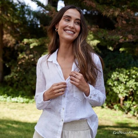 Hello warmer weather! Elevate your everyday style with new shirts from Bella Dahl. Made from 100% linen, the range is designed to become a wardrobe staple you'll reach for time and time again. 🤍 Shop now in-store or online. #Saltwater #SaltwaterSorrento #LinenLover #EffortlessStyle #WardrobeEssentials #ChicAndCasual #ClassicFashion #EverydayOutfit #TimelessDesign #BellaDahlStyle #Shirt #Fashion White Soft-washed Relaxed Fit Shirt, Bella Dahl, Sorrento, Wardrobe Staples, Wardrobe Essentials, Effortless Style, Everyday Outfits, Everyday Fashion, Timeless Design