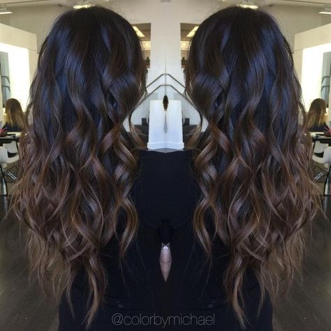 Perfect color ombré/balayage Chocolate Ombre Hair, Dark Chocolate Hair, Dark Chocolate Brown Hair, Chocolate Brown Hair Color, Hair Color Chocolate, Chocolate Brown Hair, Red Highlights, Brown Balayage, Ombré Hair