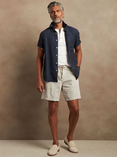 Good fabric thick does not transparent and looks good I asked for the 170 I am short but thick I look good Boating Outfit Men, Mens Shorts Outfits Casual, Bday Shoes, Clothes For Men Over 50, Vacation Outfits Men, Mens Summer Fashion Beach, Outfit Inso, Boyfriend Outfit, Mens Shorts Outfits