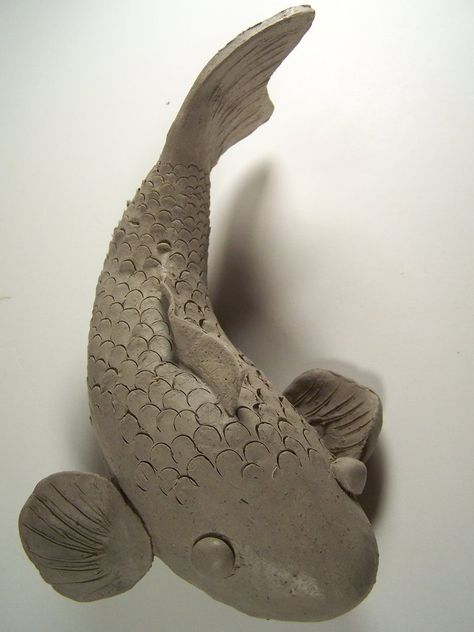 Clay Koi Fish, Clay Fish, Kids Clay, Pottery Store, Pottery Animals, Tanah Liat, Fish Sculpture, Ceramic Fish, Pottery Classes