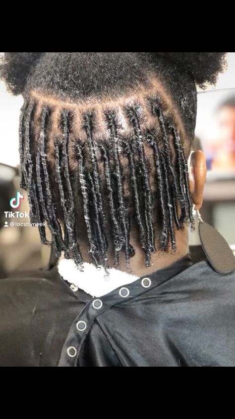 Loc Parting Patterns Men, Starter Locs Men Long Hair, Starter Locs Parting, Starter Loc Grid Pattern, Starter Loc Parting Patterns, Comb Coil Starter Locs Men, Starter Locs For Men, Starter Locs Comb Coil, Starter Locs Parting Patterns