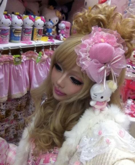 Gyaru Fashion Pink, Pink Gyaru Outfit, Gyaru Pink, Pink Gyaru, Gyaru Aesthetic, Gyaru Hair, Agejo Gyaru, Gyaru Makeup, Hime Gyaru