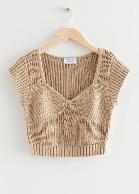 Knitted Crop Top - Beige - Tops & T-shirts - & Other Stories US Knitted Crop Top, Crop Top Designs, Crochet Top Pattern, Crop Sweater, Summer Knitting, Knit Crop Top, Knit Crop, Fashion Story, Crochet Fashion