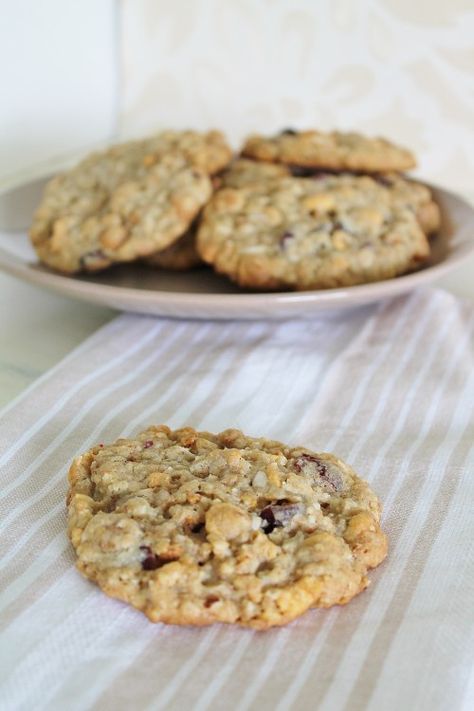 Cereal Cookies, Honey Nut Cheerios, Coconut Chocolate, Granola Cereal, Oatmeal Chocolate Chip Cookies, S'mores, Cereal Recipes, Chocolate Chip Oatmeal, Quick Cooking