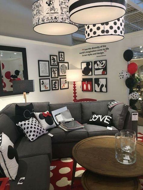 Disney living room Disney Kids Rooms, Disney House Ideas, Mickey Mouse Room, Mickey Mouse Bedroom, Disney Themed Rooms, Mickey Mouse House, Deco Disney, Casa Disney, Disney Bedrooms