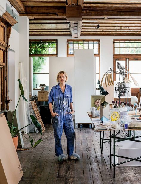 Polly Morgan, Garage Art Studio, Artist Studio Space, House In California, Denim Studio, Maker Studio, Painters Studio, Fashion Atelier, Barbara Hepworth