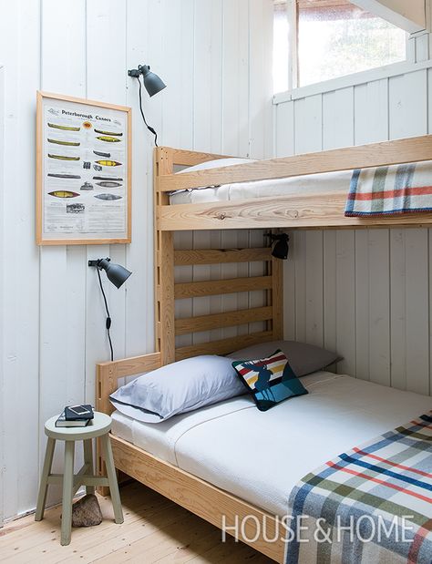 When it came to decorating this shared space, designer Margot Bell kept the original pine bunkbeds and updated the look with plaid throws and mod sconces. | Photographer: Alex Lukey Bunk Beds For Boys Room, Modern Bunk, Bunk Beds Boys, Girls Bunk Beds, Adult Bunk Beds, Bunk Beds For Kids, Modern Bunk Beds, Beds For Kids, Cool Bunk Beds