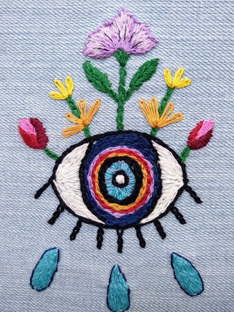 Evil Eye Embroidery, Funky Embroidery, Hippie Embroidery, Eye Embroidery, Broderie Simple, Clothes Embroidery Diy, Embroidery Sweater, Embroidery On Clothes, Stitching Art