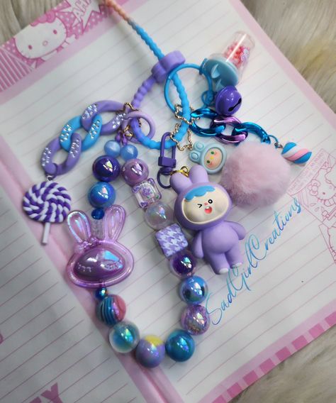 🩷💜 #sadgirlcreations #charm #keychain #backpackcharm #pursecharm #smallbusiness #handmade #cuteaccessories #giftideas #prettythings #cute #postoftheday Barang Aesthetic, Beads Strap, Manik Manik, Strap Phone, Phone Charms, Backpack Charm, Phone Strap, Charm Keychain, Cute Keychain