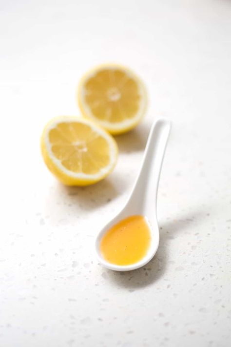 When the flu virus strikes, there’s not a whole lot you can do but let your immune system fight it off. This Honey Lemon Throat Soother will help calm you sore throat and boost your immune system to help make flu season a little bit easier. Flu season hit us hard this year. My son … Throat Soother, How To Eat Ginger, Christmas Recipes Appetizers, Nut Free Recipes, Autoimmune Protocol, Allergy Friendly Recipes, Clean Food, Cold Remedies, Recipe Board